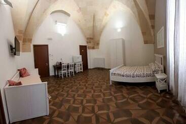 צימר Palazzo Primitivo Casa Vacanze