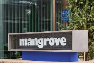 בית מלון כפרי Mangrove Sinseol