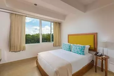 Aak Bal All Suite Resort