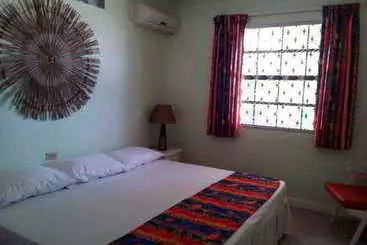 Hotelli Chateau Blanc Apartments On Se