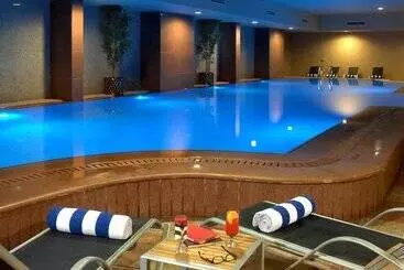 هتل Coral Sea Beach And Aqua Park