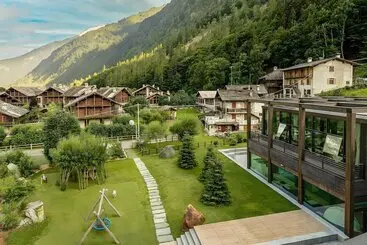 Hotel NH Collection Alagna Mirtillo Rosso