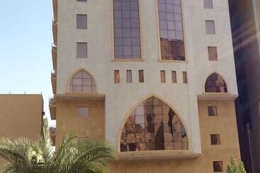 בית מלון כפרי Qasr Alazzizia