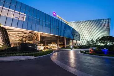 Курорт Grand Mercure Qingdao Airlines