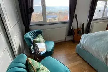 Bed and Breakfast Zen Cottage, Cheltenham