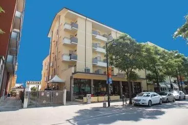 Hotelli Frontemare Beach