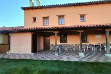 膳宿费 Don Camino Low Cost