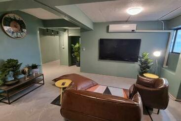 Glur Hostel Pattaya Walking Street