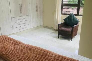 פנסיון Snamel Guest House Waterfall