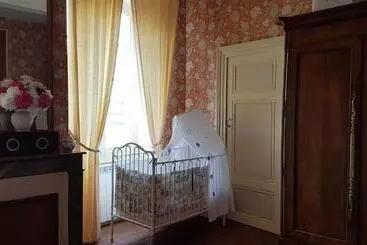 ベッドアンドブレックファースト Château De Lacenne