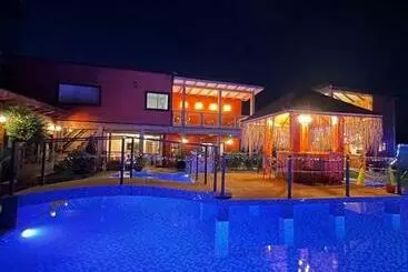 Kapsül Otel Boutique Family Suites