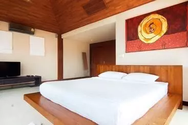 酒店 Baan Napoli Luxury Villa