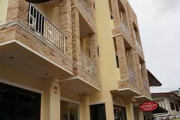 בית מלון כפרי Baan Taweesuk Guest House