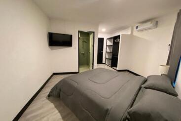 Hotell Chaweng Residence