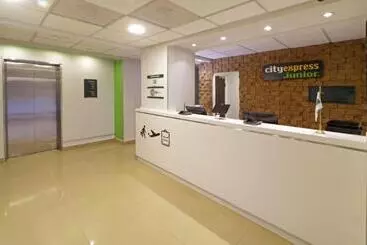 Hotel City Express Junior By Marriott Toluca Aeropuerto