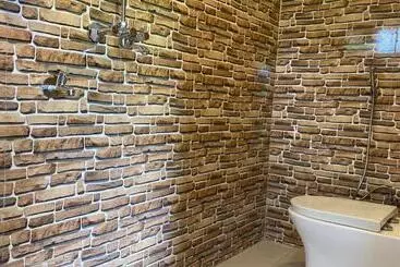 هتل The Glasshouse