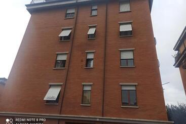 پانسیون Appartamento Situato Nei Pressi Di Centro E Caserma