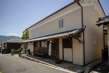 Ryokan 内子の宿 久