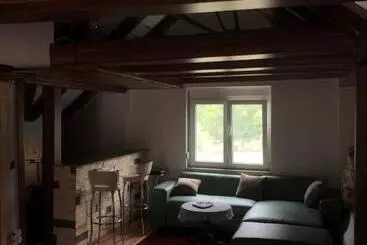 پانسیون Riverside Guesthouse