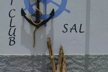 تختخواب و صبحانه Yacht Club Sal