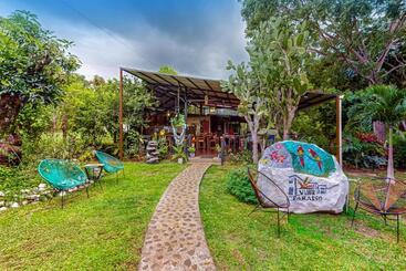 公寓式酒店  Nueva Villa Paraíso Four Villas