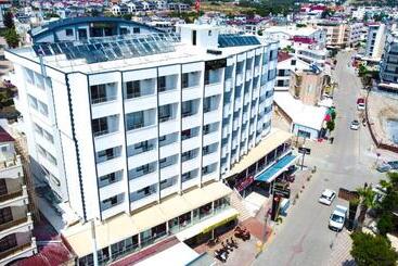 Hotel First Class Didim