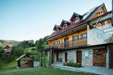 پانسیون Family House Kalska Domačija