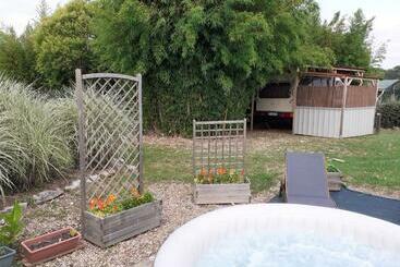 פנסיון Maison D Hôtes Afrika Du Queyroux