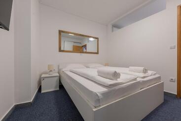 ویلا Aparthotel Plat