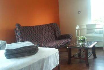 Bed and Breakfast Roselynn Mannor