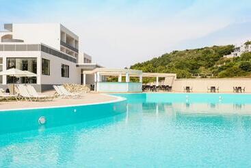 בית מלון כפרי Evita Resort