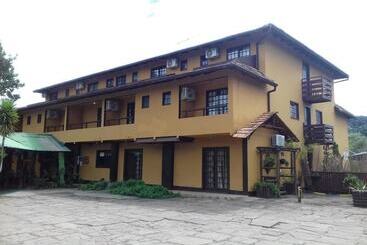 هتل Fazenda Pedras Brancas