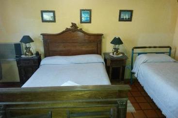 Hotel Hostería Restaurante Del Puerto