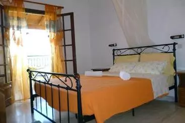 Pisos turísticos Villa Helen