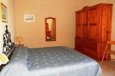 آپارتمان‌های توریست‌ها Ogygia Suites Gozo