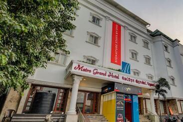 Hotel Metro Grand