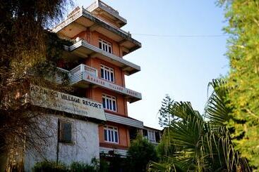 هتل Araniko Village Resort