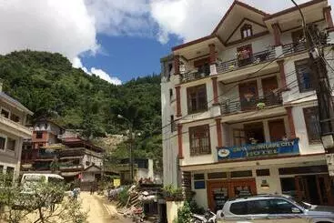 هتل Sapa Mountain City