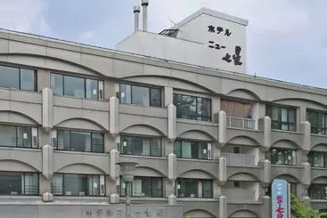 בית מלון כפרי New Shichisei