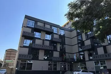 N1 Hotel Samora Machel Harare