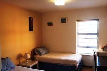 הוסטל Amakaya Backpackers Travelers Accommodation