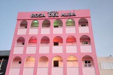 בית מלון כפרי Rosa Del Alba