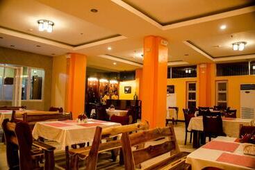 Hotelli One Averee Bay