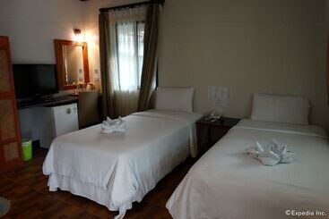 Bohol Wonderlagoon Resort