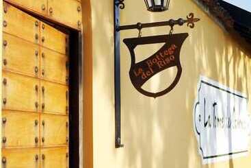 هتل La Torre Dei Canonici