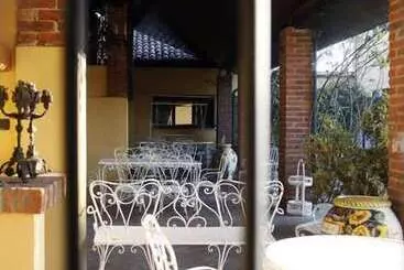 هتل La Torre Dei Canonici