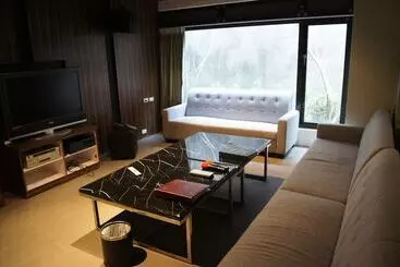 هتل Goya Spring Resort