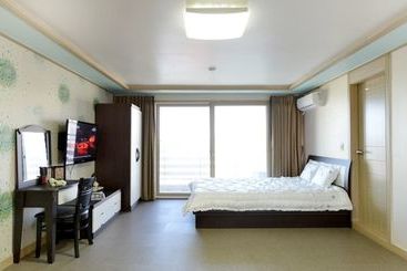 Hotel Sokcho Hj House Pension