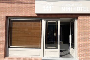 Motel Mini Hotel 141