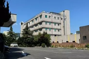 בית מלון כפרי Donghae Gloria Tourist